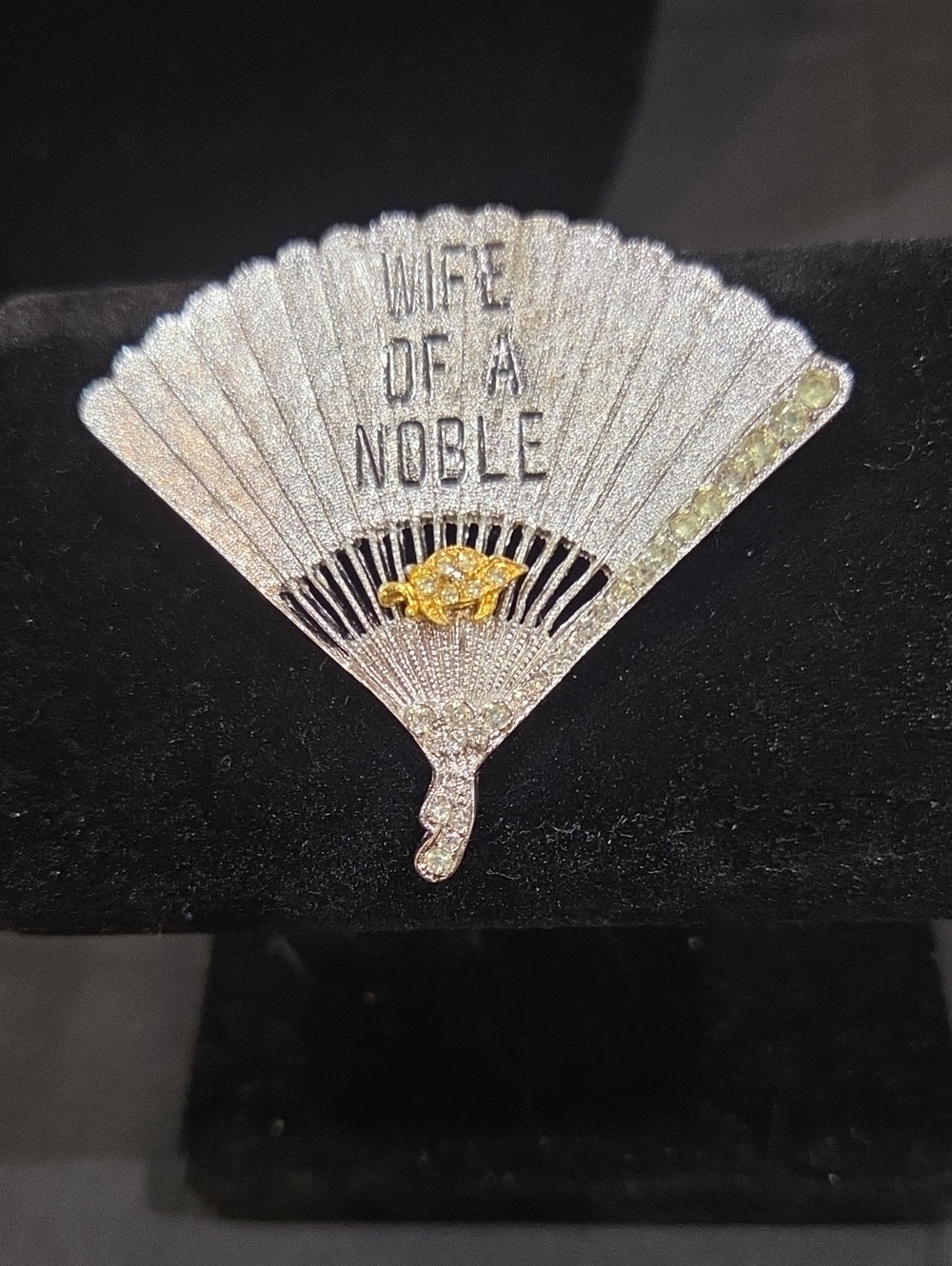 ORA SHRINERS "WIFE OF A NOBLE" BROOCH